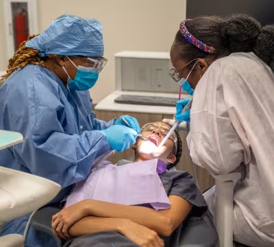 Dental assistant Student