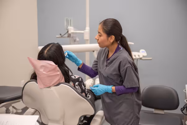 Summit students learning hands on in new dental lab on campus